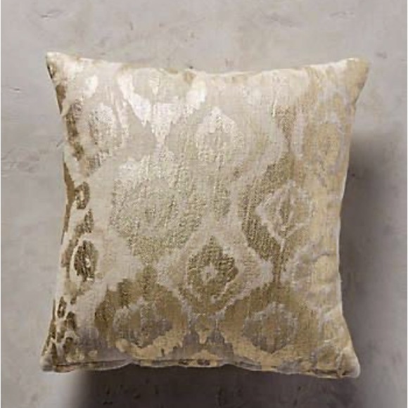 ✨ Gold Foil IKAT Anthropologie Pillow ✨ - Picture 2 of 5